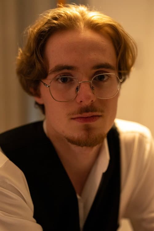 Tom Horton profile