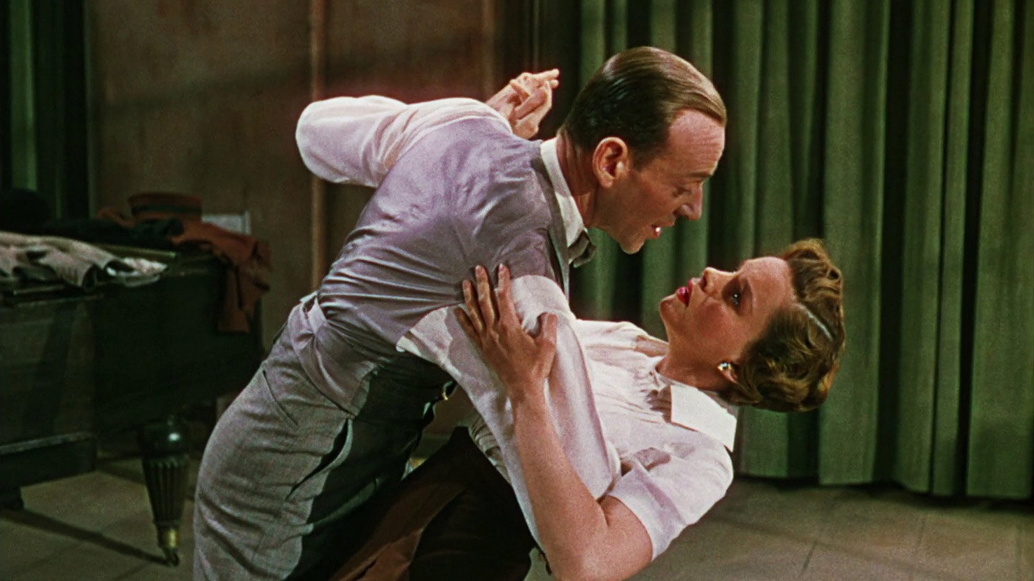 Easter Parade (1948) wallpaper #11 — 1478×831 HD backdrop — On the day before Easter in 1911, Don Hewes is crushed when his dancing partner (and… — free HD background for desktop, MacBook, mobile & iPhone (ref 4MLjjZO2GrnHfvyNWdyvYwJ7M1E)