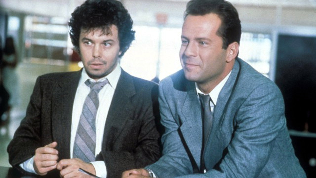 Moonlighting (1985) wallpaper #11 — 1280×720 HD backdrop — After being duped and going bankrupt, model Maddie is convinced by David to become a… — free HD background for desktop, MacBook, mobile & iPhone (ref b1SXxSuTdlN4BAZvNdPOe0soaep)