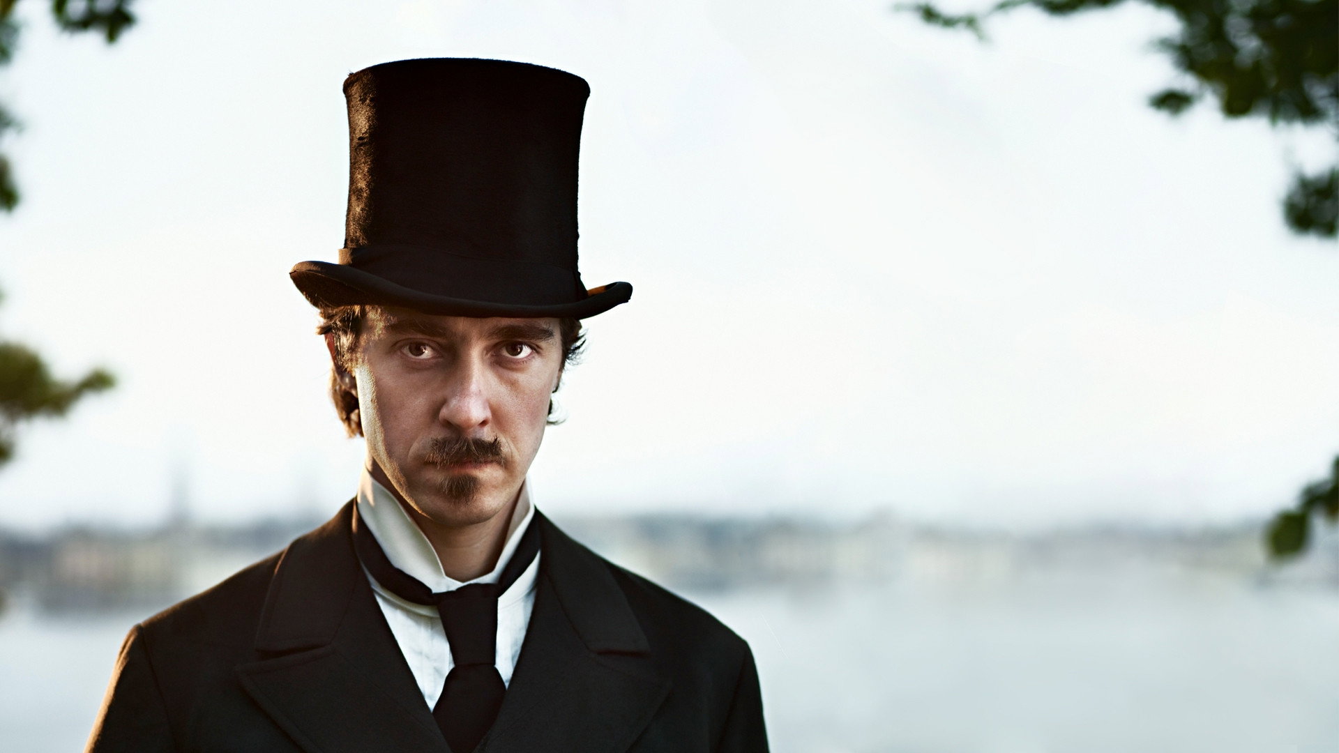 August (2007) wallpaper #1 — 1920×1080 Full HD backdrop — In 1876, Strindberg is penniless and once again his play "Master Olof" is rejected by the… — free HD background for desktop, MacBook, mobile & iPhone (ref behwitmtCW2FMo9P71vnUPNSQrJ)