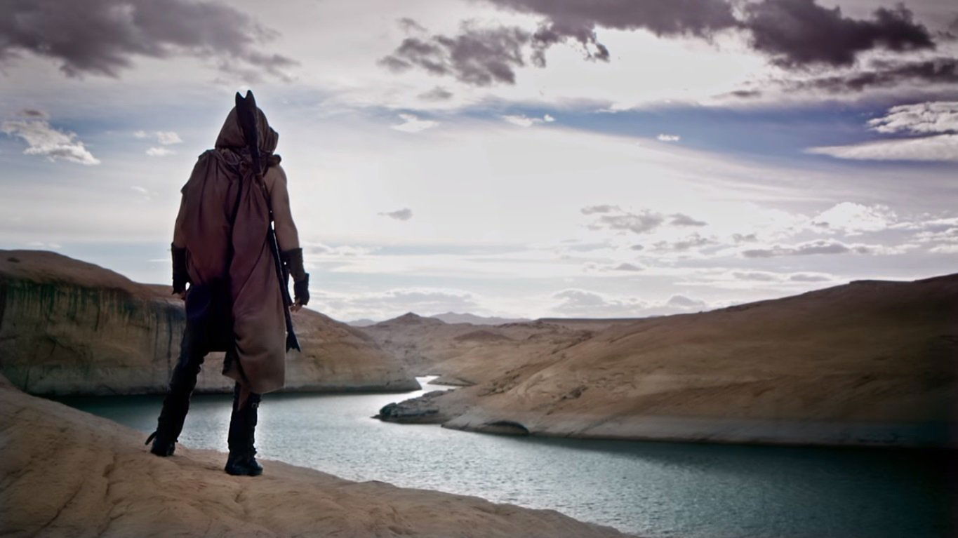 Extinct (2017) wallpaper #1 — 1365×767 HD backdrop — 400 years after the extinction of the human race, a small group of humans are revived by… — free HD background for desktop, MacBook, mobile & iPhone (ref e3dIIHLaEzIYlhcaJsKDchdNbCw)