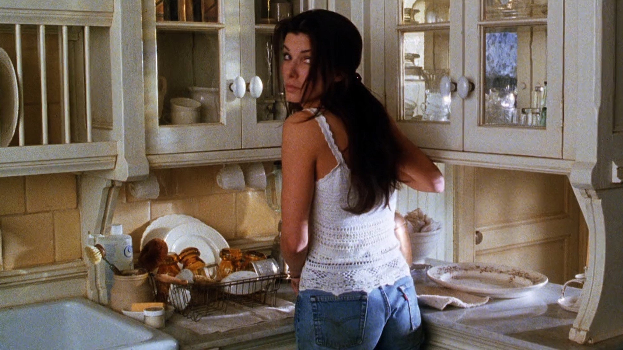 Practical Magic (1998) wallpaper #11 — 2000×1125 Full HD backdrop — Sally and Gillian Owens, born into a magical family, have mostly avoided witchcraft… — free HD background for desktop, MacBook, mobile & iPhone (ref ia4AEFb7AlOS1vCicceUja3adfY)