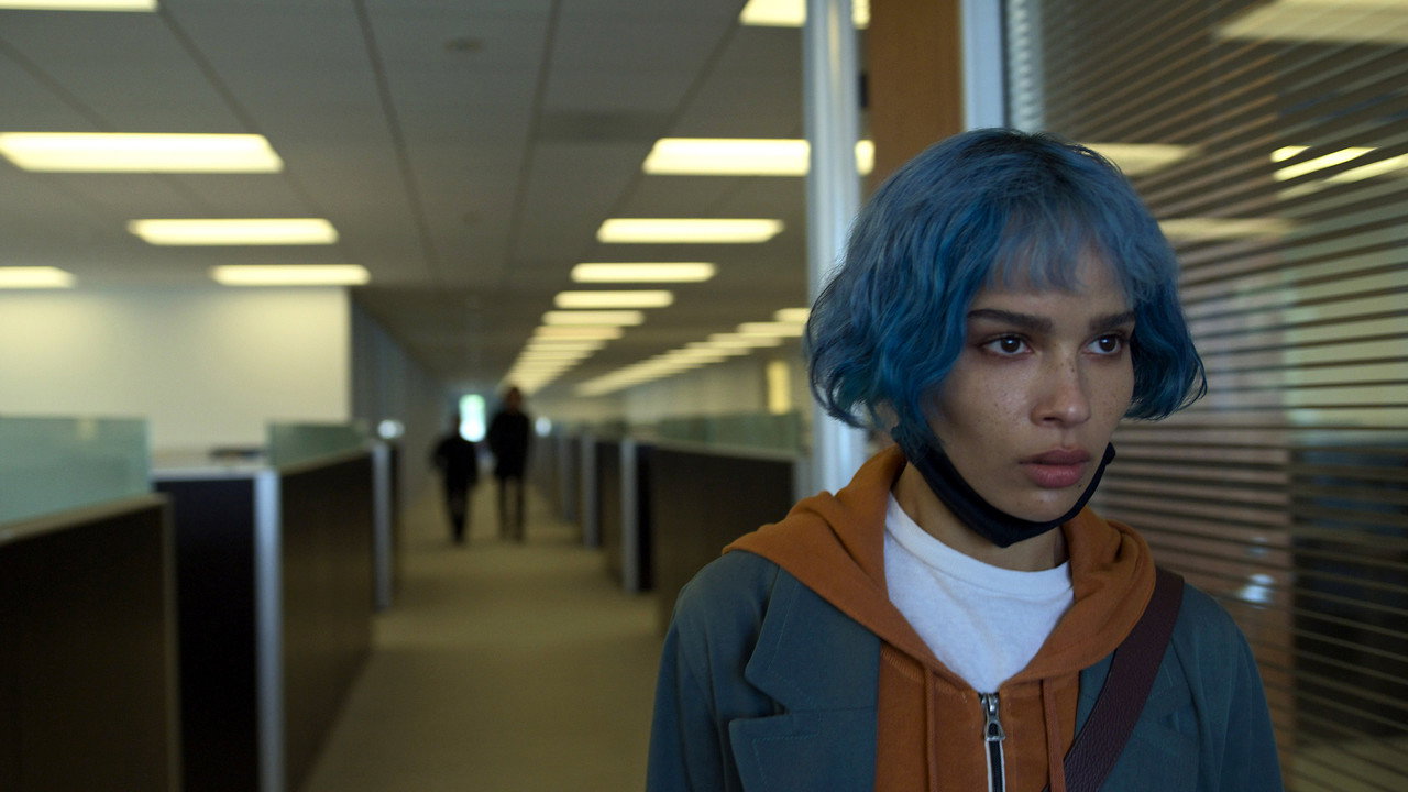 Kimi (2022) wallpaper #6 — 3200×1800 Full HD backdrop — A tech worker with agoraphobia discovers recorded evidence of a violent crime but is met… — free HD background for desktop, MacBook, mobile & iPhone (ref 8OFDpe2tmEvihYAHiLofiUhyaYZ)
