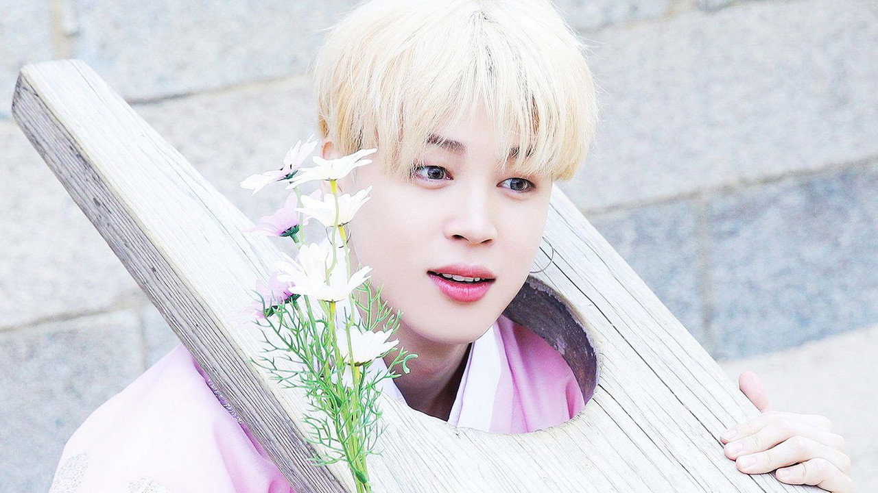 Run BTS! wallpaper 12 — 2193×1234 cinematic backdrop