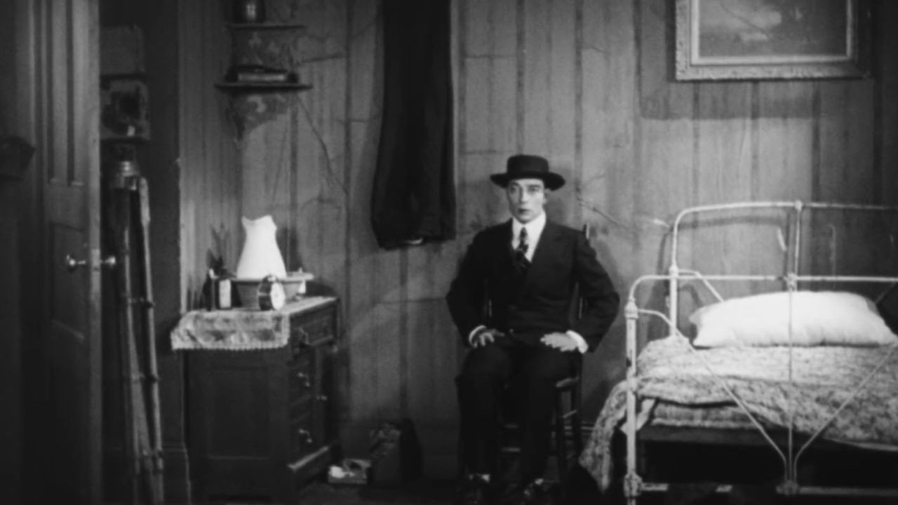 The Cameraman (1928) wallpaper #11 — 1280×720 HD backdrop — A photographer takes up newsreel shooting to impress a secretary. — free HD background for desktop, MacBook, mobile & iPhone (ref dPIOnAXOUxnb2lHyoNNg03TPrmo)