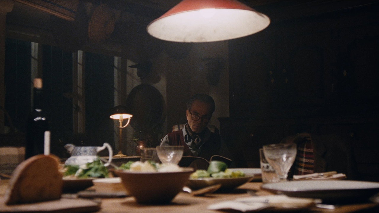 Phantom Thread (2017) wallpaper #34 — 2560×1440 Full HD backdrop — In 1950s London, a renowned dressmaker's meticulous lifestyle begins drastically changing… — free HD background for desktop, MacBook, mobile & iPhone (ref dRcGLO2QrwSAeDTAvGv3SP6B3uv)