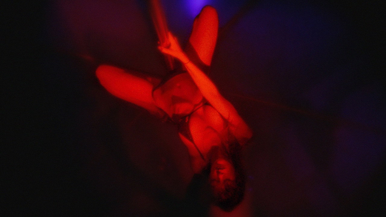 Enter the Void wallpaper 7 — 3200×1800 cinematic backdrop