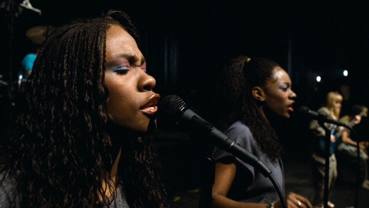 Stop Making Sense wallpaper 7 — 3520×1980 cinematic backdrop