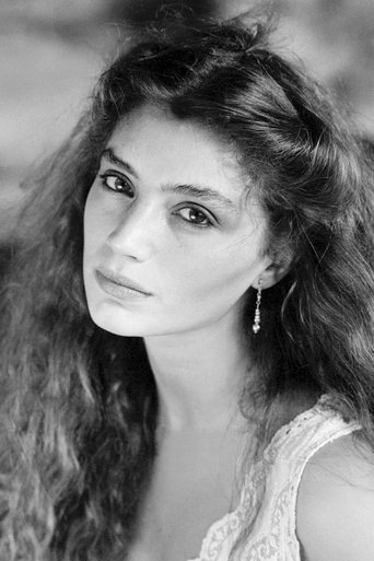 Ángela Molina — Baaria cast