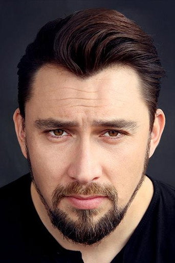 Sebastian Montecino — Fugitiva cast