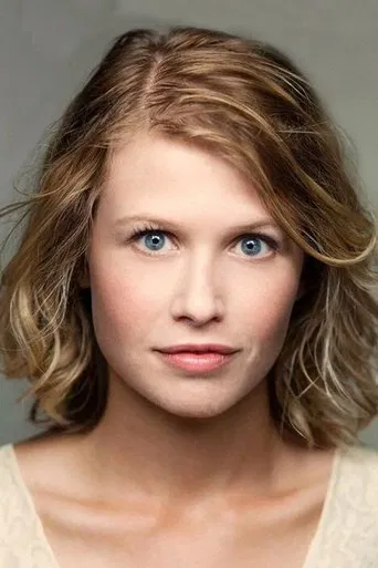 Rose Reynolds — Uneventful cast