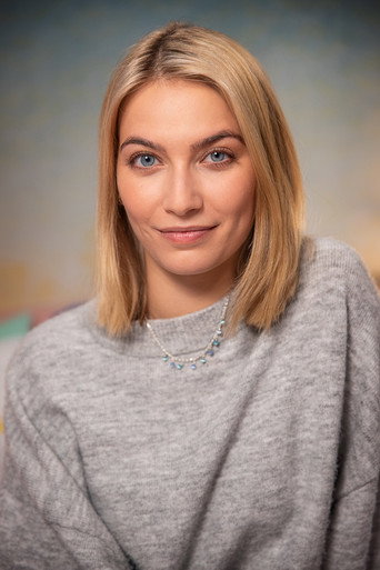 Tinne Oltmans — Misfit 2 cast