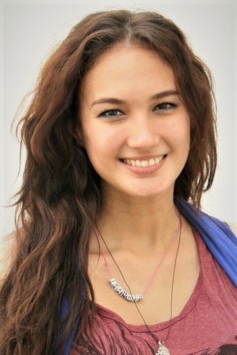 Nadine Chandrawinata — Sagarmatha cast