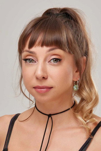 Laura Cymer — El Capo cast