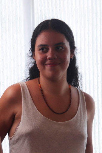 Alanna Porto — Molho Inglês cast