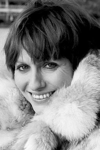 Juliette Mills — Le Guépiot cast