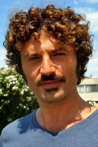 Guido Caprino — Il commissario Manara cast