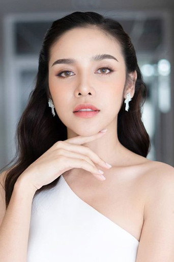 Chertinnara Phongpeeradej — Friends on Fire cast