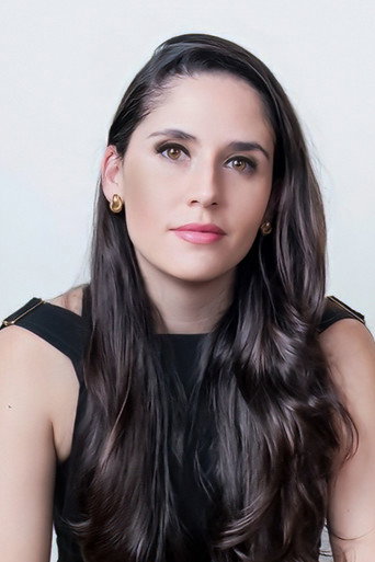 Lina María Luna — Casados con Hijos cast