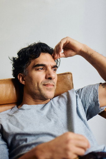 Farzad Farzaneh — Guerrilla cast