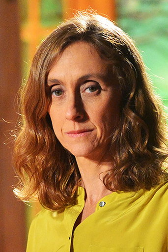 Betty Gofman — Cortina de Vidro cast