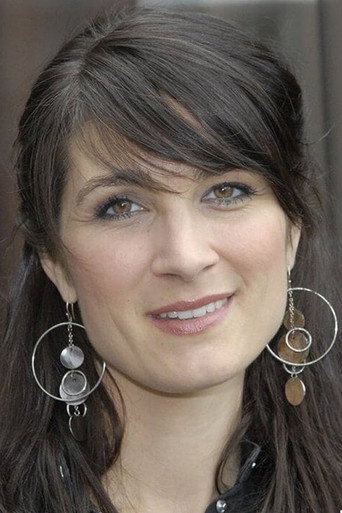 Charlotte Munck — While We Live cast